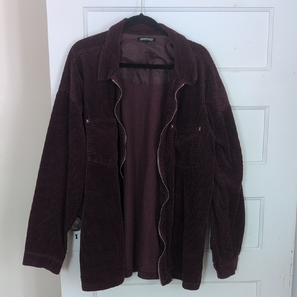 Elwood Medium Weight Soft corduroy Shirt Jacket In Deep Burgundy